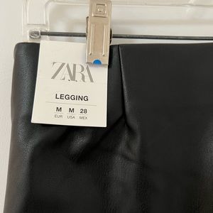 Zara black leather pant crop size M